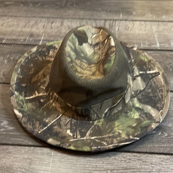 Signatures Camo and mesh Hat Men’s Size S/M - Picture 3 of 7